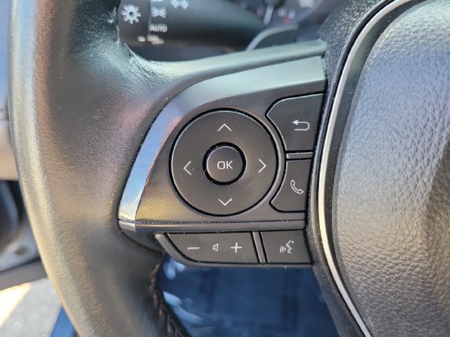 Used 2025 Toyota Corolla Cross AWD Hybrid image 19