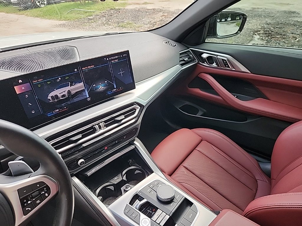Used 2024 BMW M440i Convertible w/ Premium Package RWD image 6