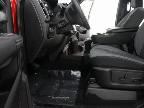 Used 2024 RAM 2500 Big Horn w/ Level 2 Equipment Group image 16