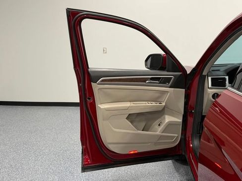 Used 2019 Volkswagen Atlas SEL Premium AWD/4WD image 13