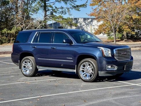 Used 2018 GMC Yukon SLT w/ Premium Edition image 10