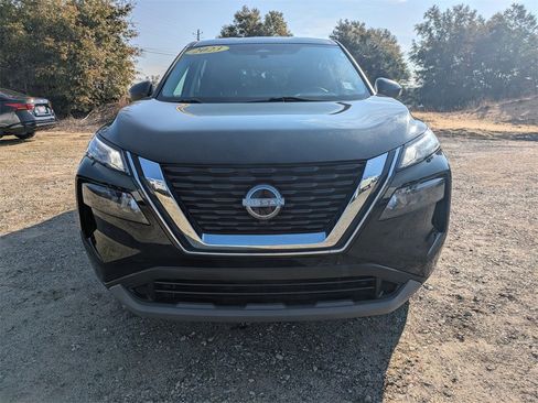 Used 2023 Nissan Rogue S image 8