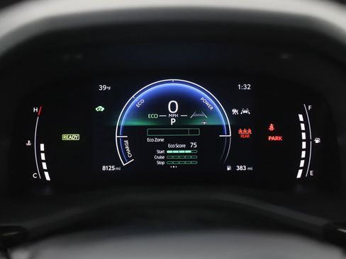 Used 2026 Toyota Camry SE w/ Multimedia Upgrade Package image 24