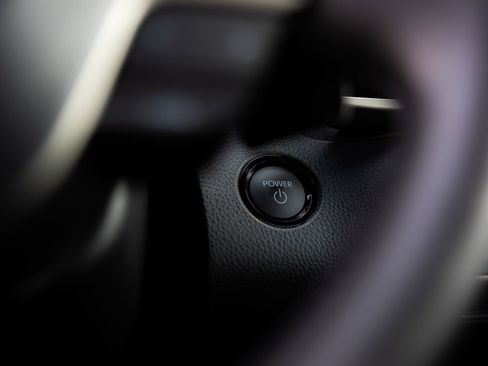 Used 2025 Toyota Camry XSE w/ Premium Plus Package image 17