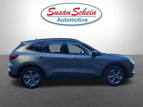 Used 2025 Ford Escape ST-Line image 26