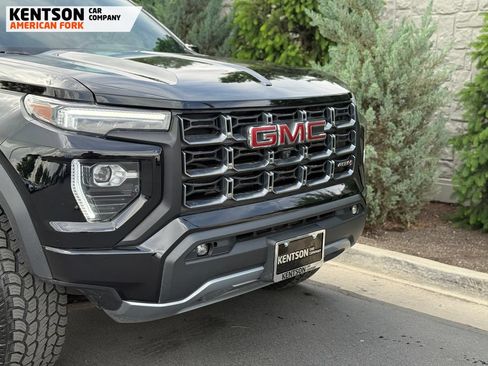 Used 2024 GMC Canyon AT4 w/ AT4 Premium Package AWD/4WD image 11