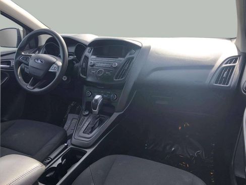Used 2015 Ford Focus SE FWD image 7