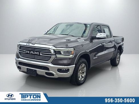 Used 2022 RAM 1500 Laramie AWD/4WD image 1