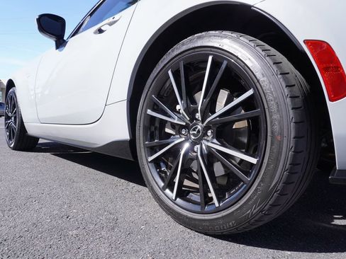 Used 2024 MAZDA MX-5 Miata Grand Touring w/ Appearance Package image 8