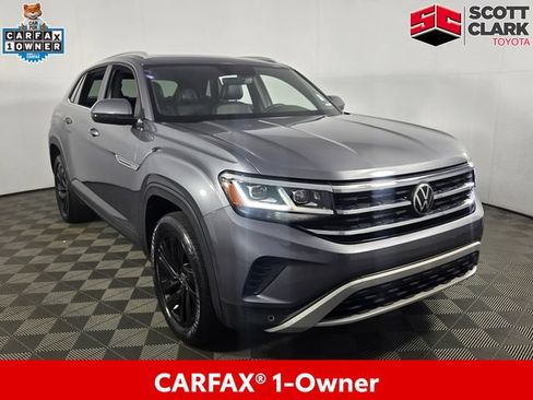 Used 2022 Volkswagen Atlas Cross Sport SE FWD image 1
