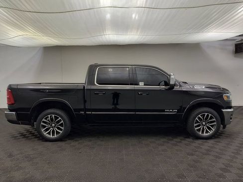 Used 2025 RAM 1500 Limited w/ Trailer Tow Group AWD/4WD image 8