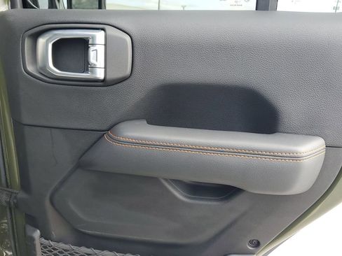 Used 2023 Jeep Gladiator Mojave w/ Trailer Tow Package image 43