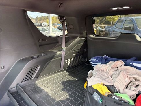 Used 2022 Chevrolet Tahoe High Country image 20