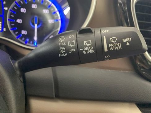 Used 2023 Chrysler Voyager LX FWD image 33