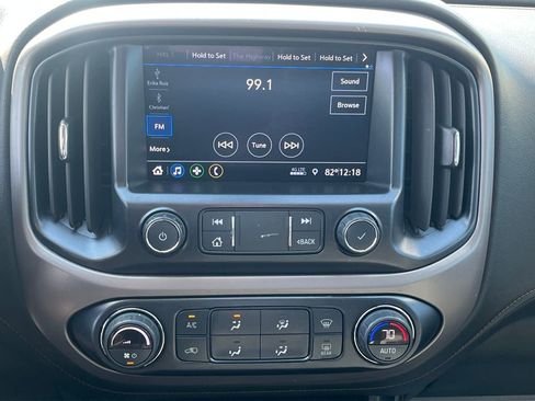 Used 2022 GMC Canyon AT4 w/ Trailering Package image 16