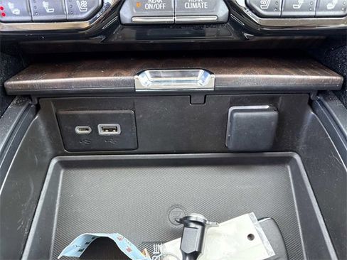 Used 2023 GMC Yukon Denali w/ Max Trailering Package image 24