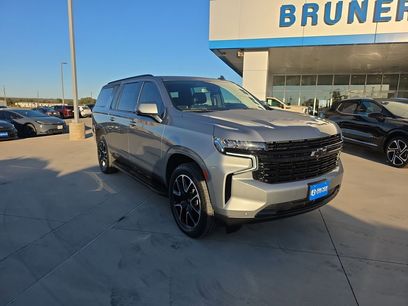 Used 2023 Chevrolet Suburban RST w/ Luxury Package