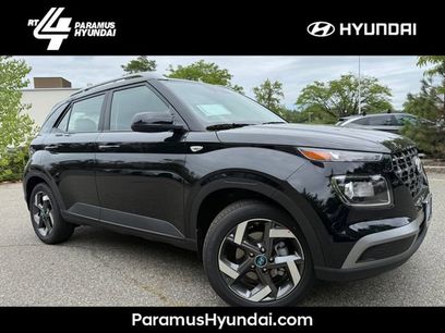 New 2025 Hyundai Venue SEL