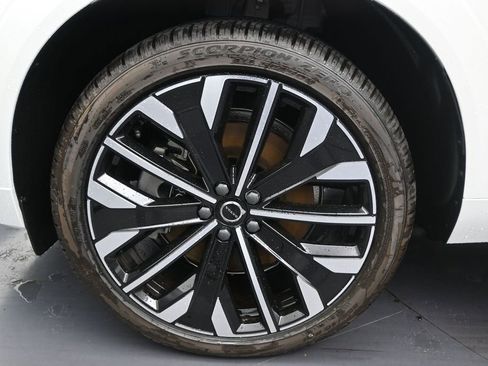 New 2026 Volvo XC60 T8 Ultra w/ Protection Package Premier AWD/4WD image 9