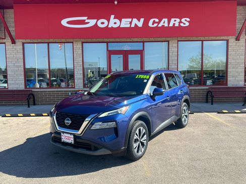 Used 2022 Nissan Rogue SV AWD/4WD image 1