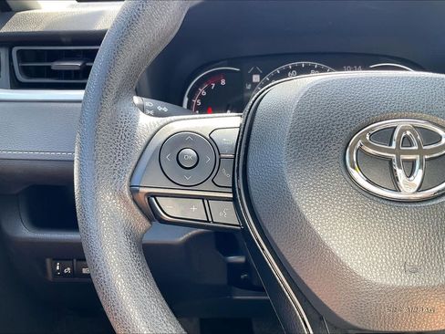 Used 2025 Toyota RAV4 LE FWD image 18