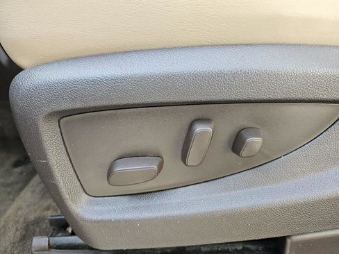 Used 2017 GMC Sierra 1500 Denali w/ Denali Ultimate Package image 8