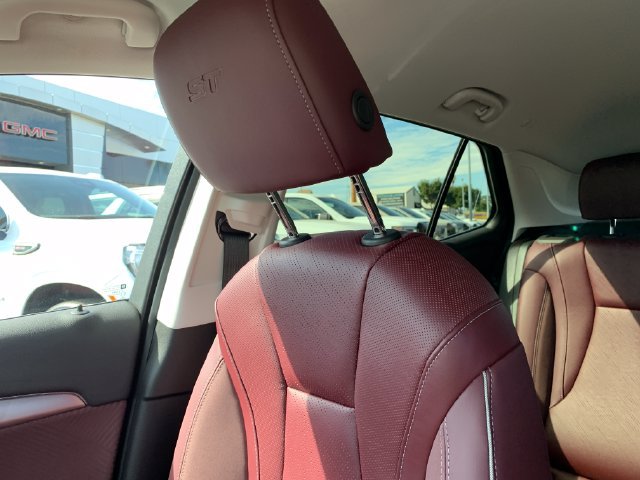 Used 2026 Buick Envision Sport Touring AWD/4WD image 28