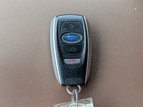 Used 2021 Subaru Outback Touring w/ Popular Package #2 image 35