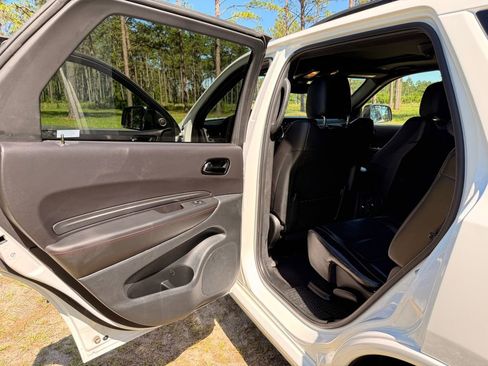 Used 2025 Dodge Durango R/T w/ Blacktop Package AWD/4WD image 24