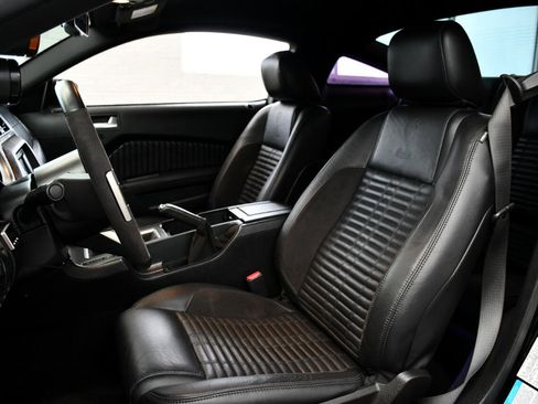 Used 2012 Ford Mustang Shelby GT500 w/ Electronics Pkg image 35