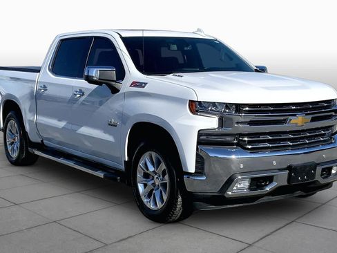 Used 2021 Chevrolet Silverado 1500 LTZ AWD/4WD image 3