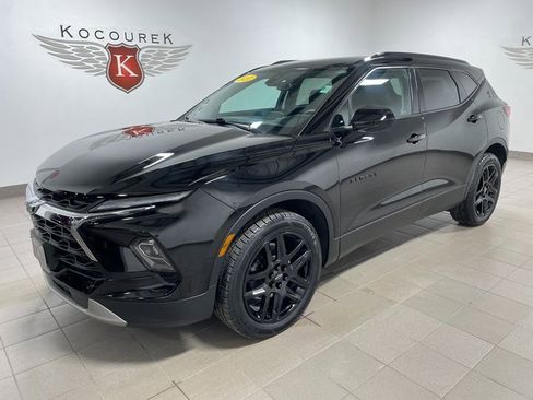 Used 2023 Chevrolet Blazer LT w/ Convenience Package image 3