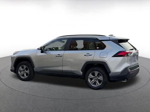 Used 2025 Toyota RAV4 LE image 9