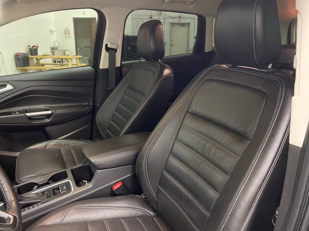 Used 2018 Ford Escape SEL AWD/4WD image 9