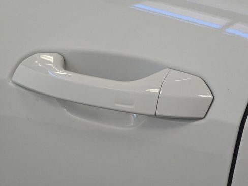 New 2025 Audi RS Q8 performance image 22