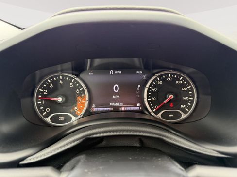 Used 2016 Jeep Renegade Trailhawk image 11