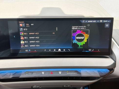 Used 2025 BMW X3 xDrive30i w/ Premium Package image 31