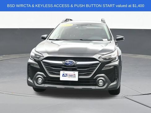 Used 2023 Subaru Outback Premium AWD/4WD image 2