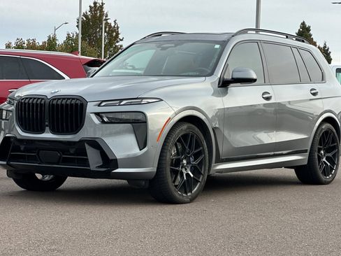 Used 2023 BMW X7 xDrive40i w/ M Sport Package image 8