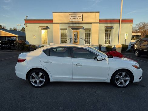 Used 2015 Acura ILX w/ Technology Package image 7