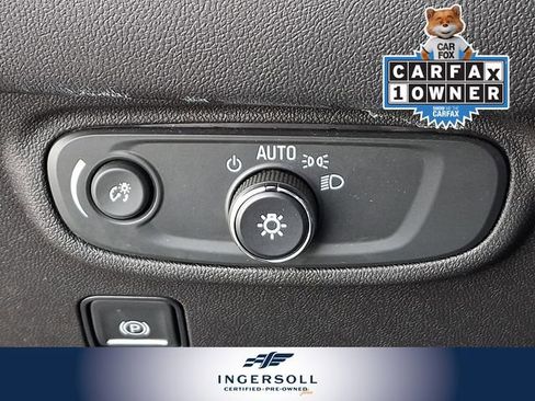 Used 2022 GMC Terrain SLE w/ Driver Convenience Package image 26