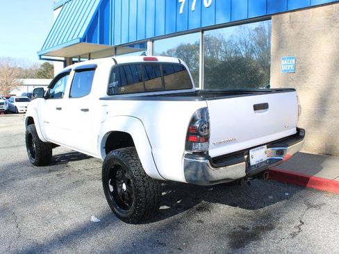 Used 2015 Toyota Tacoma PreRunner w/ SR5 Package image 6