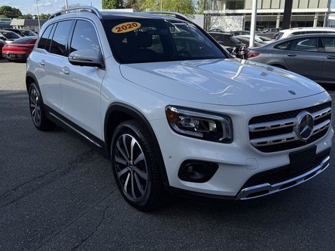 Used 2020 Mercedes-Benz GLB 250 4MATIC image 17
