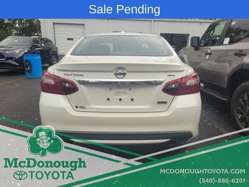 Used 2018 Nissan Altima 2.5 SR w/ SR Special Edition FWD image 5