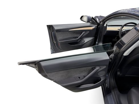 Certified 2023 Tesla Model 3 Standard Range RWD image 10