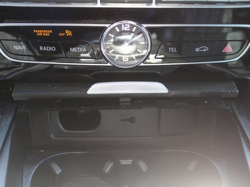 Certified 2022 Mercedes-Benz G 63 AMG 4MATIC image 38