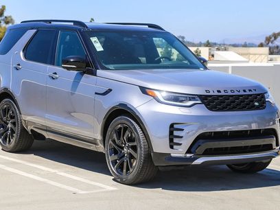 New 2025 Land Rover Discovery Dynamic SE