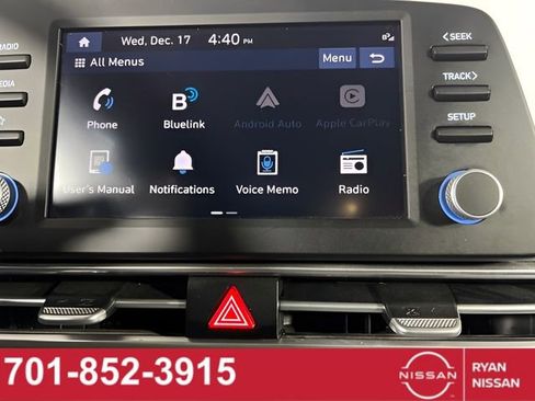 Used 2023 Hyundai Elantra SEL w/ Cargo Package image 19