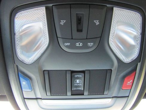 Used 2022 RAM 1500 Lone Star image 44