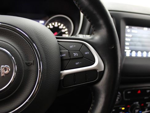 Used 2021 Jeep Compass Latitude w/ Sun and Sound Group AWD/4WD image 35